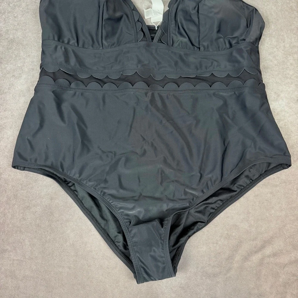 Cupshe Black Scalloped Mesh V-Neck One Piece Swimsuit Plus Size 3X